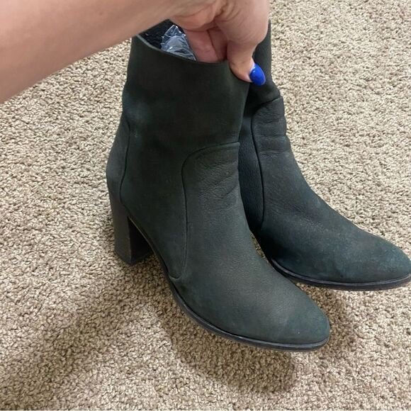 FREE PEOPLE Suede Green Heel Ankle Boots size 39 US 8.5 - Picture 9 of 10